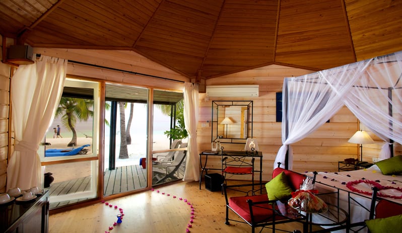 Kuredu Island Resort & Spa-Premium Beach Villa_16869